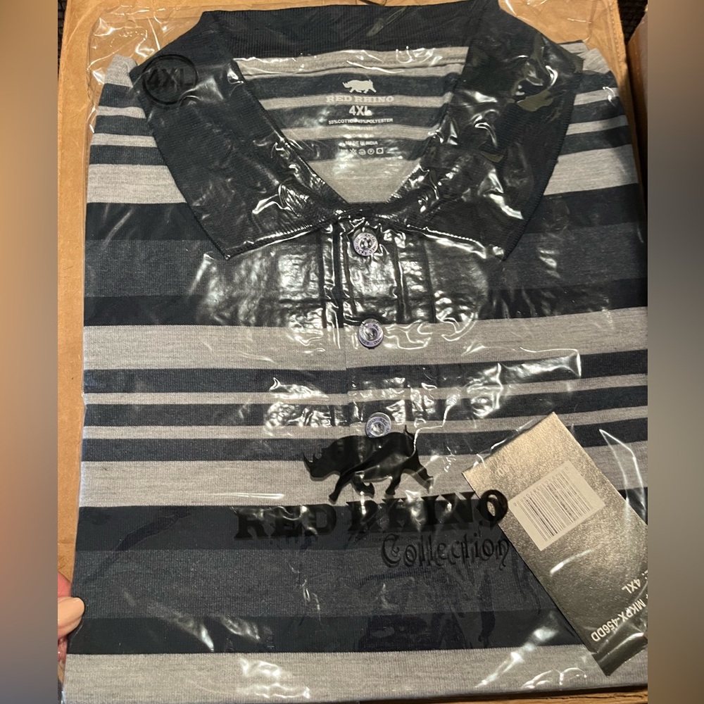 COPY - NWT 4XL men’s short sleeve shirt